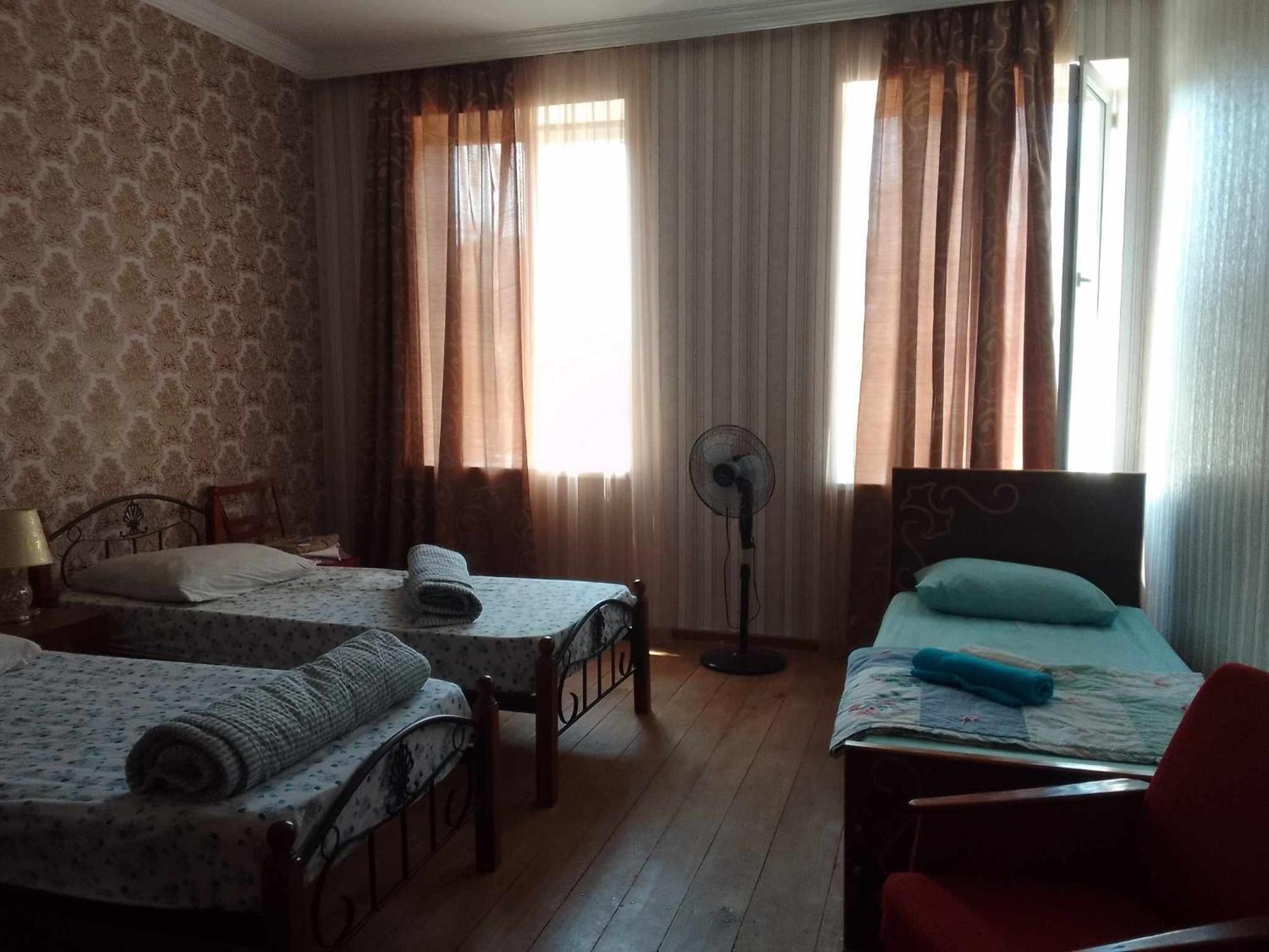 Hotel Natia Telavi Exterior foto